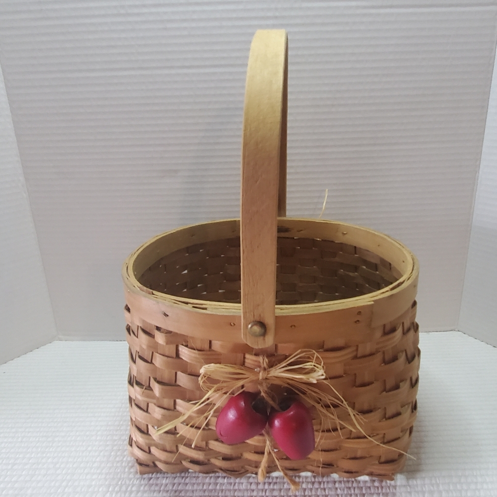 Longaberger Apple Wicker Basket 6.5"x9" Vintage Rattan Boho Handle Cottagecore